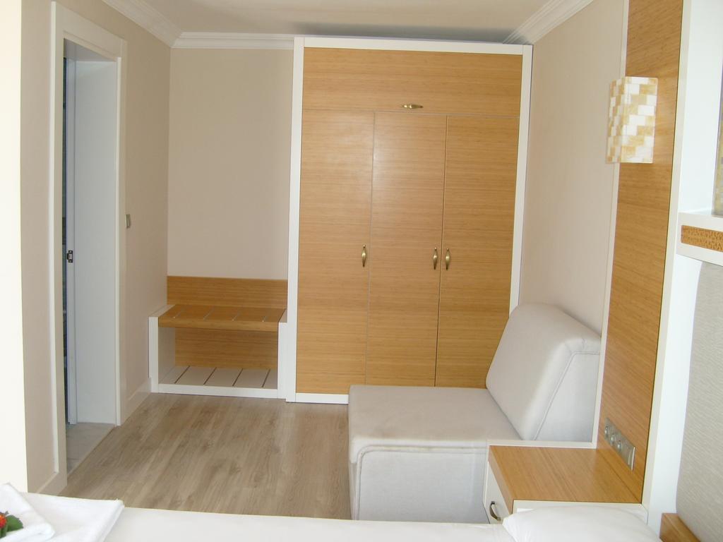 Simin Hotel Akyarlar Luaran gambar